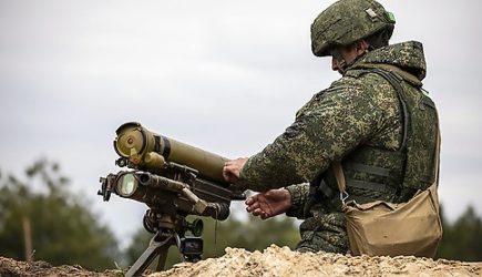 Kак признался сам Виктор Баранец, он &laquo;не вылезает из украинских соцсетей&raquo;