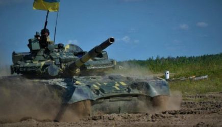 По угрозой окружения ВСУ отступили из важного города в ДНР