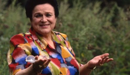 &#171;Спустила в унитаз&#187;: всплыла правда о таинственно пропавших бриллиантах Зыкиной