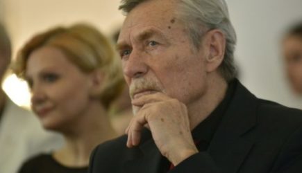 Поменял фамилию, поселился у цыган и бросил жену ради вдовы друга: что стало с известным Михайловым