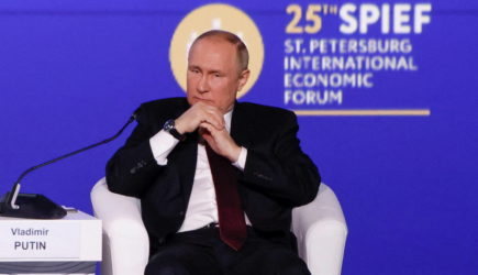 Путин описал угрозу потери суверенитета словами «будут только пенька и седла»