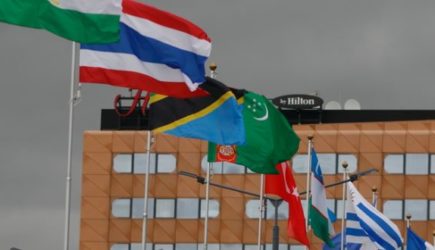 Разрушитель санкций ЕС и США: Журналист заявил, что БРИКС «строит мосты»