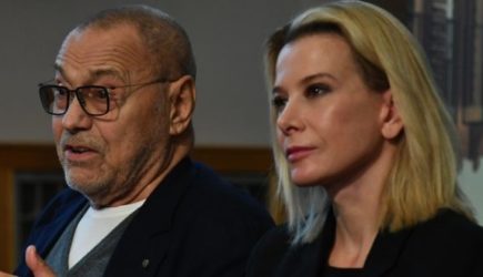 &laquo;Я &ndash; плохо&raquo;: Измученная больным Кончаловским Высоцкая потеряла сон