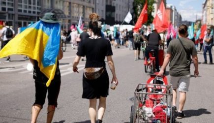 Украине грозит дефолт. FAZ: Не спасет даже помощь Запада