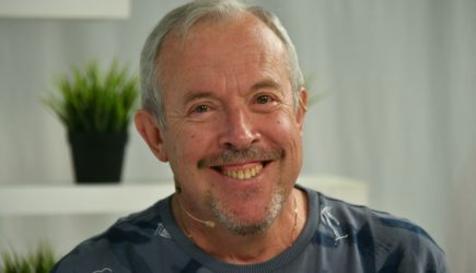 Шахназаров выдал неожиданную правду о Макаревиче