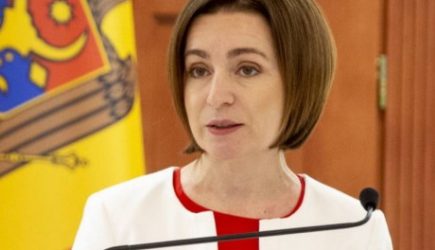 Санду сообщила, что Молдавия надеется на снятие запрета экспорта фруктов в Россию