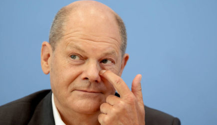 Шольц: &laquo;ответственность за ситуацию на Украине несет руководство России, а не ее граждане&raquo;