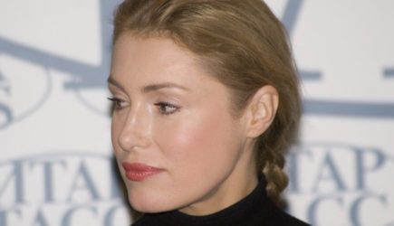 Нарколог объяснил поведение актрисы Марии Шукшиной