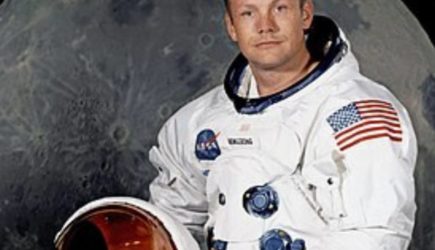 Скафандры астронавтов NASA на Луне