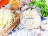 Маринованная капуста на зиму: рецепт хрустящей, вкусной и простой заготовки