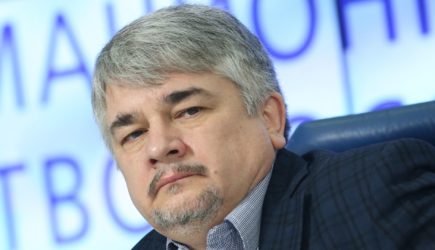 Политолог Ищенко назвал три причины для разжигания США ядерной &laquo;истерики&raquo; вокруг Украины