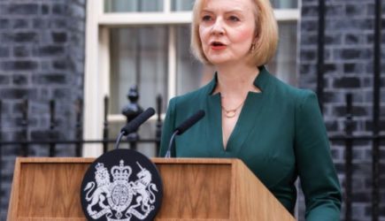 Трасс насмешила британцев &laquo;ядерной&raquo; паникой: &laquo;Тупее, чем кажется&raquo;