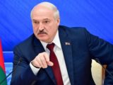 Лукашенко латышам: нас не разделят ни искусственный забор с колючкой, ни ваши временные правители