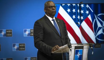 Пентагон признал наличие у России &laquo;впечатляющих вооружений&raquo;