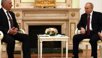 Многополярный мир и память о Кастро: о чем Путин говорил с главой Кубы