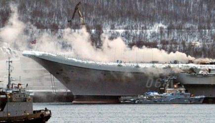 На российском авианосце &laquo;Адмирал Кузнецов&raquo; произошел пожар