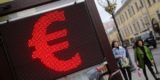 Курс евро превысил 77 рублей
