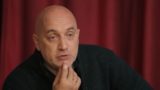Прилепин перечислил артистов, которые ушли на фронт