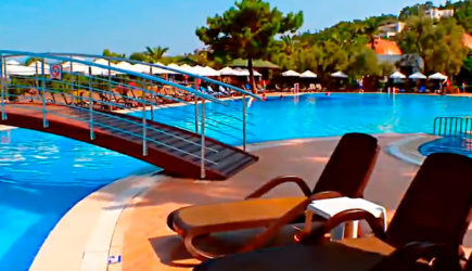 Полька вывела из себя русских туристов в Египте. Ответ заставил её похолодеть