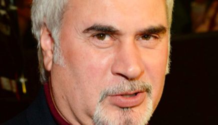 Тюменские депутаты потребовали запретить концерты Меладзе в России