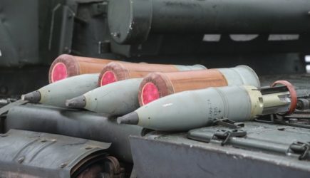 Чемезов разоблачил фейк о &#171;снарядном голоде&#187; ВС России