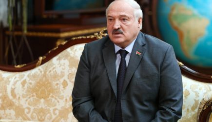 Лукашенко прибыл в Москву