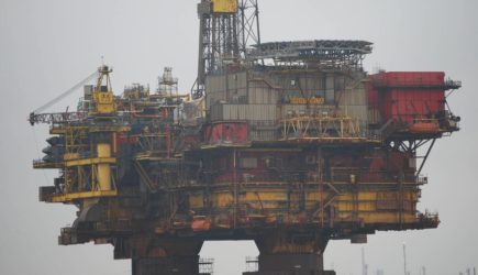 В Польше заявили о прекращении поставок российской нефти в страну