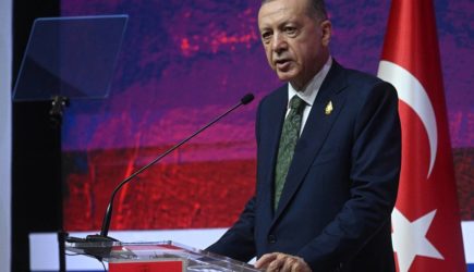 Эрдоган заявил о закрытых дверях для американского посла в Анкаре