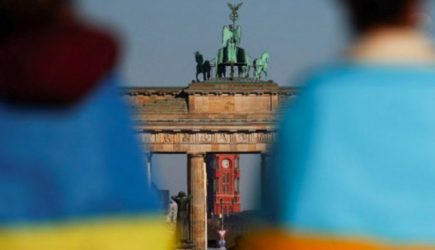 Полиция Берлина запретила использование флагов России и&nbsp;Украины 8&nbsp;и&nbsp;9&nbsp;мая