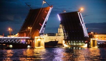 Смерть на свидании: как разводной мост стал причиной гибели молодой девушки