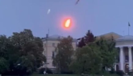 «Началась паника»: Киев получил пугающий сигнал от Москвы