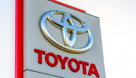 Toyota обсудила схему работы в России