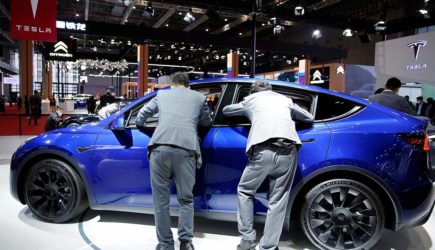 Секретные данные об автопилоте Tesla оказались в сети