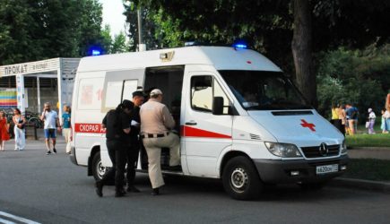 Сломала челюсть и лишилась зубов: подросток на самокате покалечил звезду «Ленкома» Митрошину