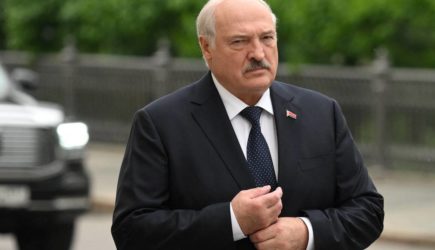 Лукашенко рассказал о разговоре с Путиным о решении &laquo;мочить&raquo; Пригожина