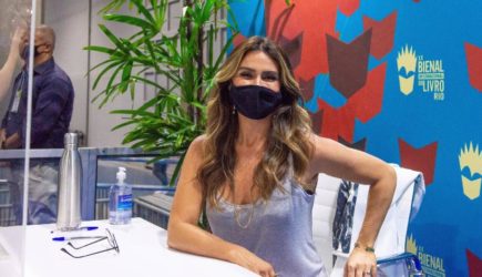 Фото обнаженной звезды «Клона» в ванне попало в Сеть