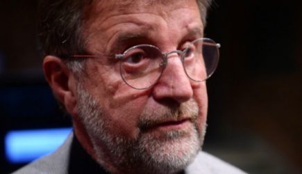 «Я весь в долгах»: Ярмольник раскрыл сумму своего огромного долга