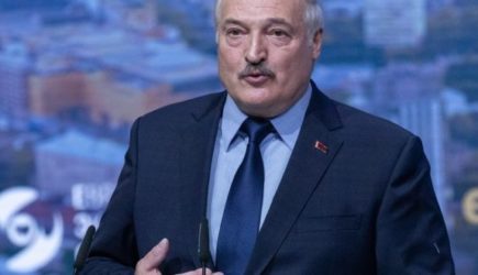 Лукашенко утверждает, что Пригожина нет в Беларуси: он находится в Петербурге