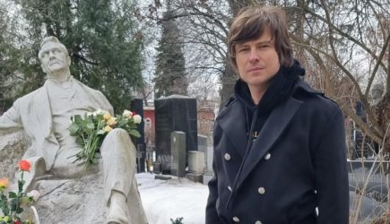 «Хочет отнять у нас дом»: потомки Федора Шаляпина объявили самозванцем Прохора Шаляпина