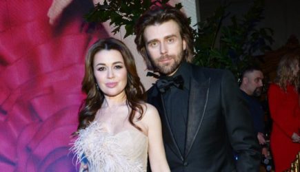 «Тяжело»: измученный Чернышев объявил о расставании с Заворотнюк