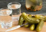 Очень серьезные последствия: никогда не закусывайте алкоголь огурцами