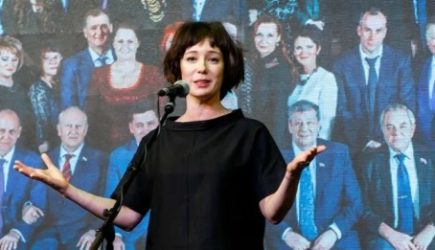 Хаматова нагло наорала на позвонивших ей россиян: &laquo;Что вы, что вы, вас так любят!&raquo;