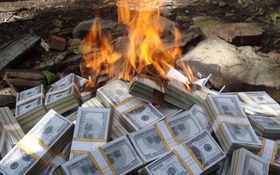 Евро бьет все рекорды! Честный курс валюты на сегодня