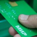 Вот кому из владельцев карт «Мир» трижды выплатят по 5000