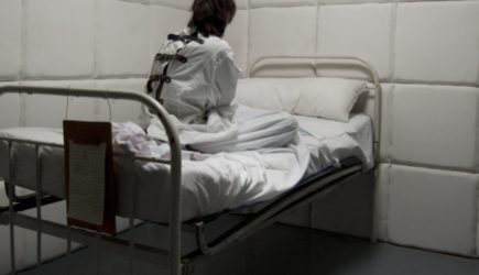 Как узнать, что ваш собеседник &mdash; псих: простые признаки, по которым можно выявить психические расстройства