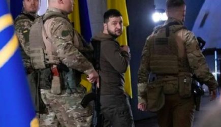 В Британии предупредили Зеленского о риске свержения из-за тотальной &laquo;чистки&raquo; в военкоматах