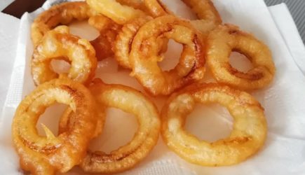 Луковые кольца быстро и&nbsp;просто! Рецепт за&nbsp;2 минуты