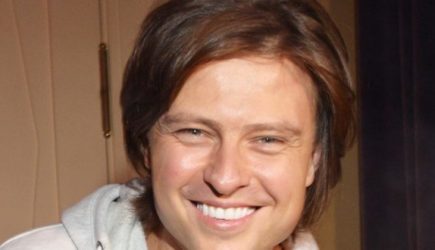 &laquo;Как она могла так умереть?&raquo;: Шаляпин рвет и мечет после кадров с могилы жены