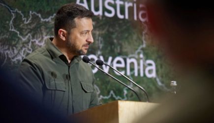 Кто на Украине готов сбросить Зеленского с «трона»