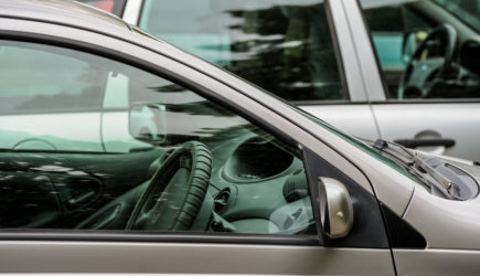 Польша стала пятой страной, запретившей въезд российским авто